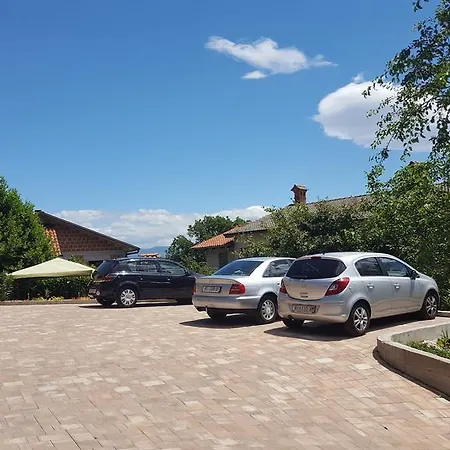 Apartment Pobri *