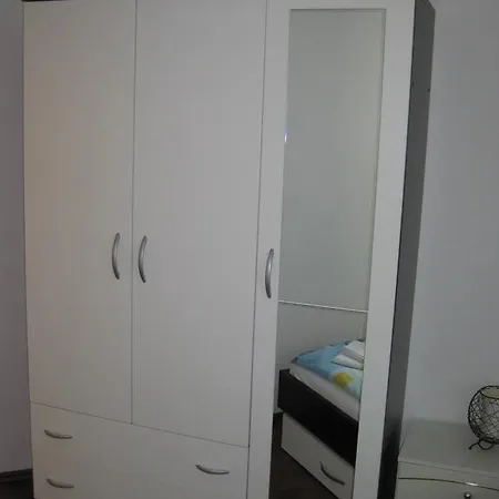 아파트 Pobri 오파티아
